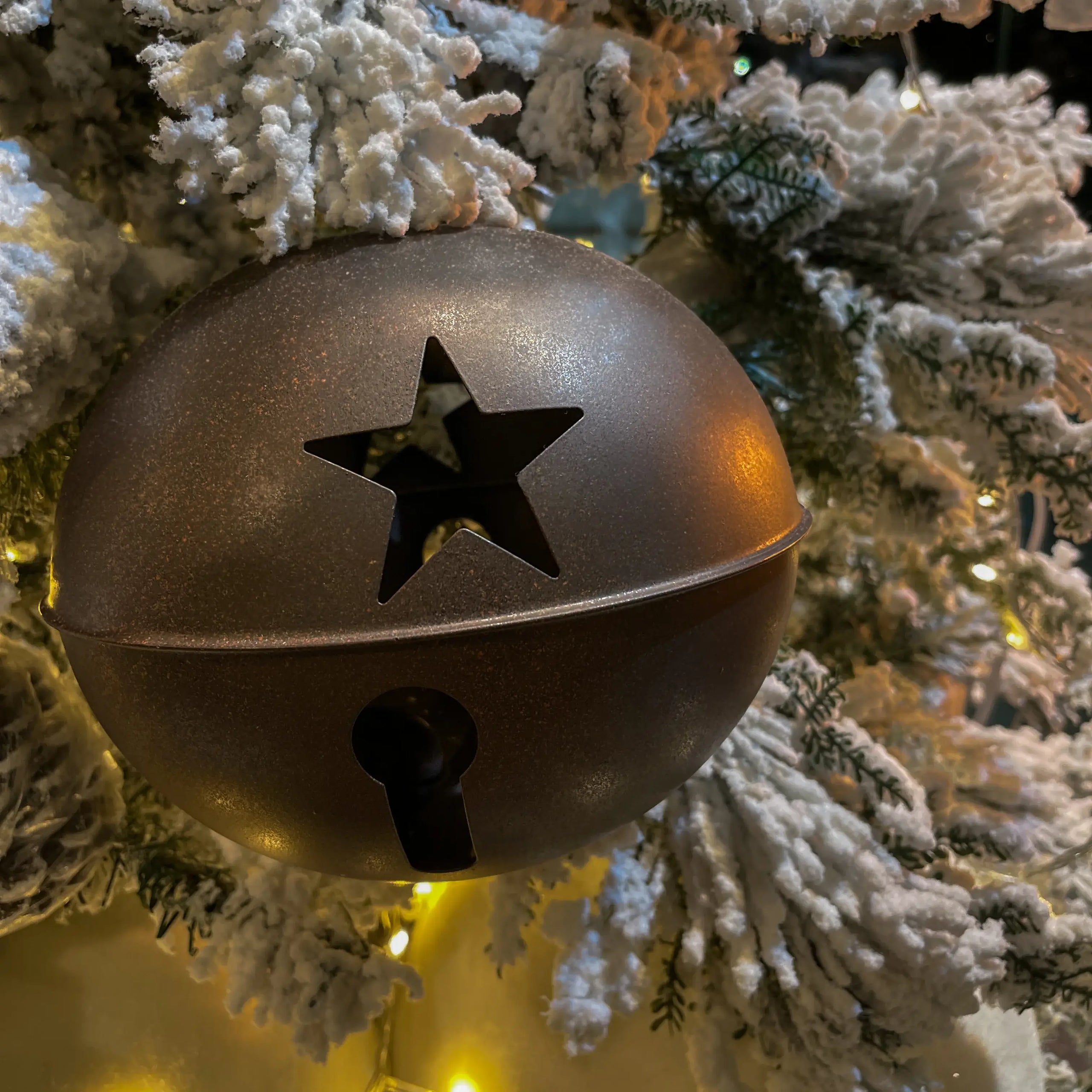 CASCABEL DE 20 CM CAFE