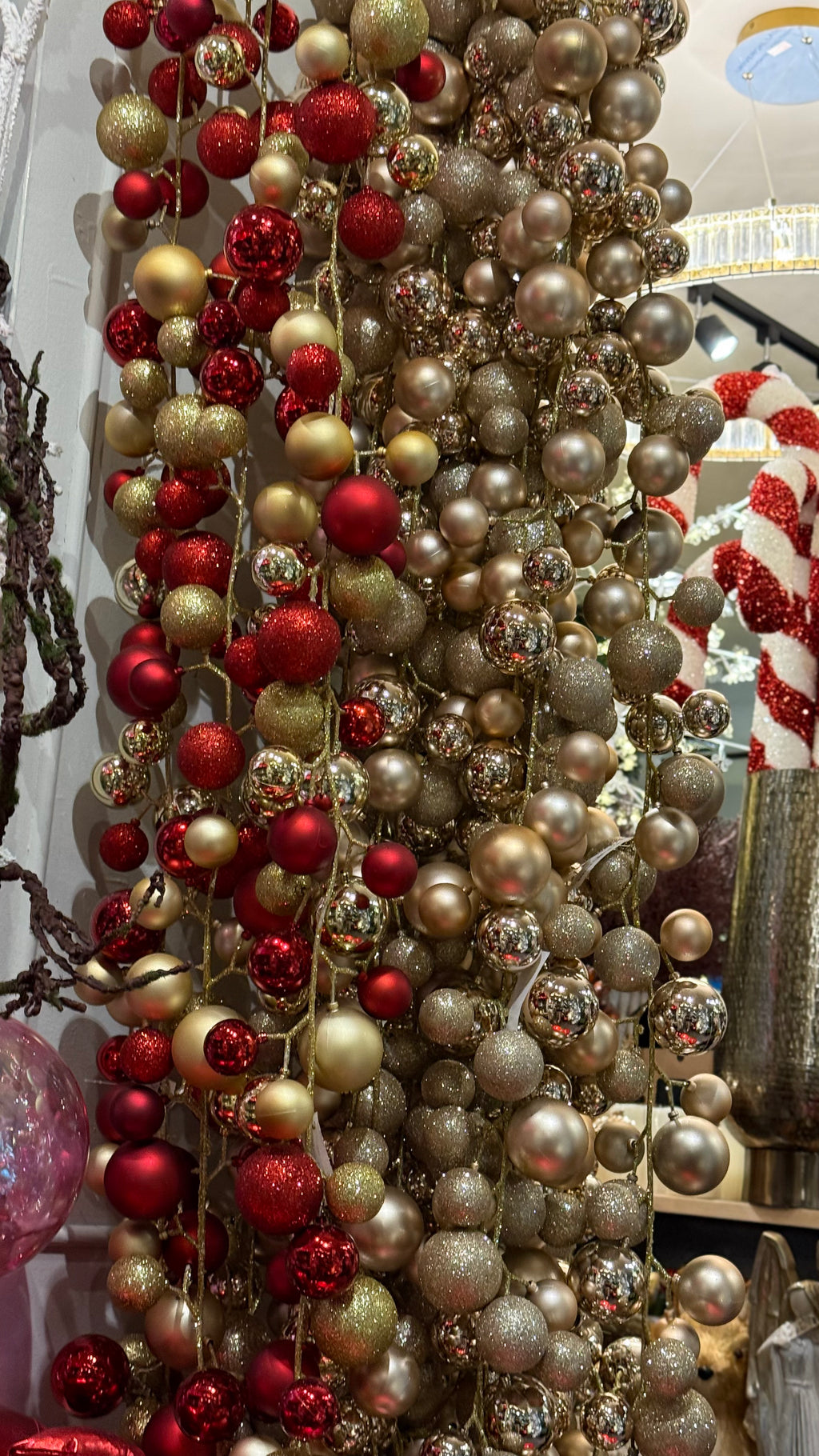 guia de esferas rojo dorado 180cm